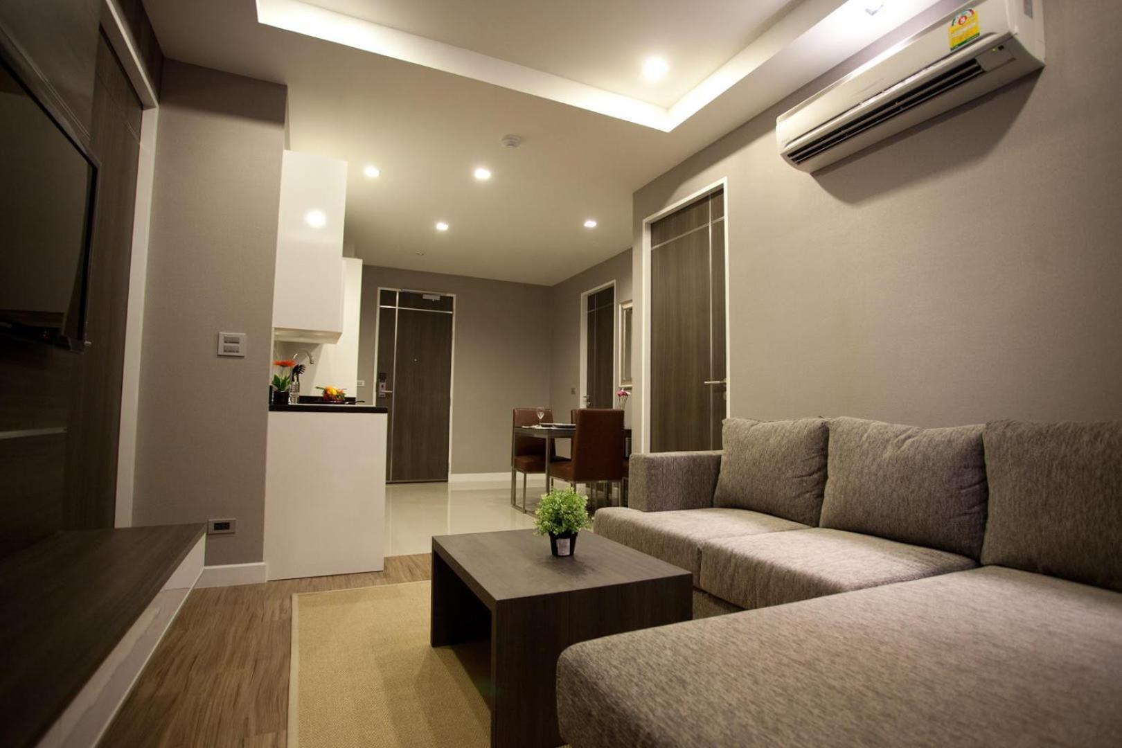J Residence Thonglor 8 Bangkok Eksteriør billede