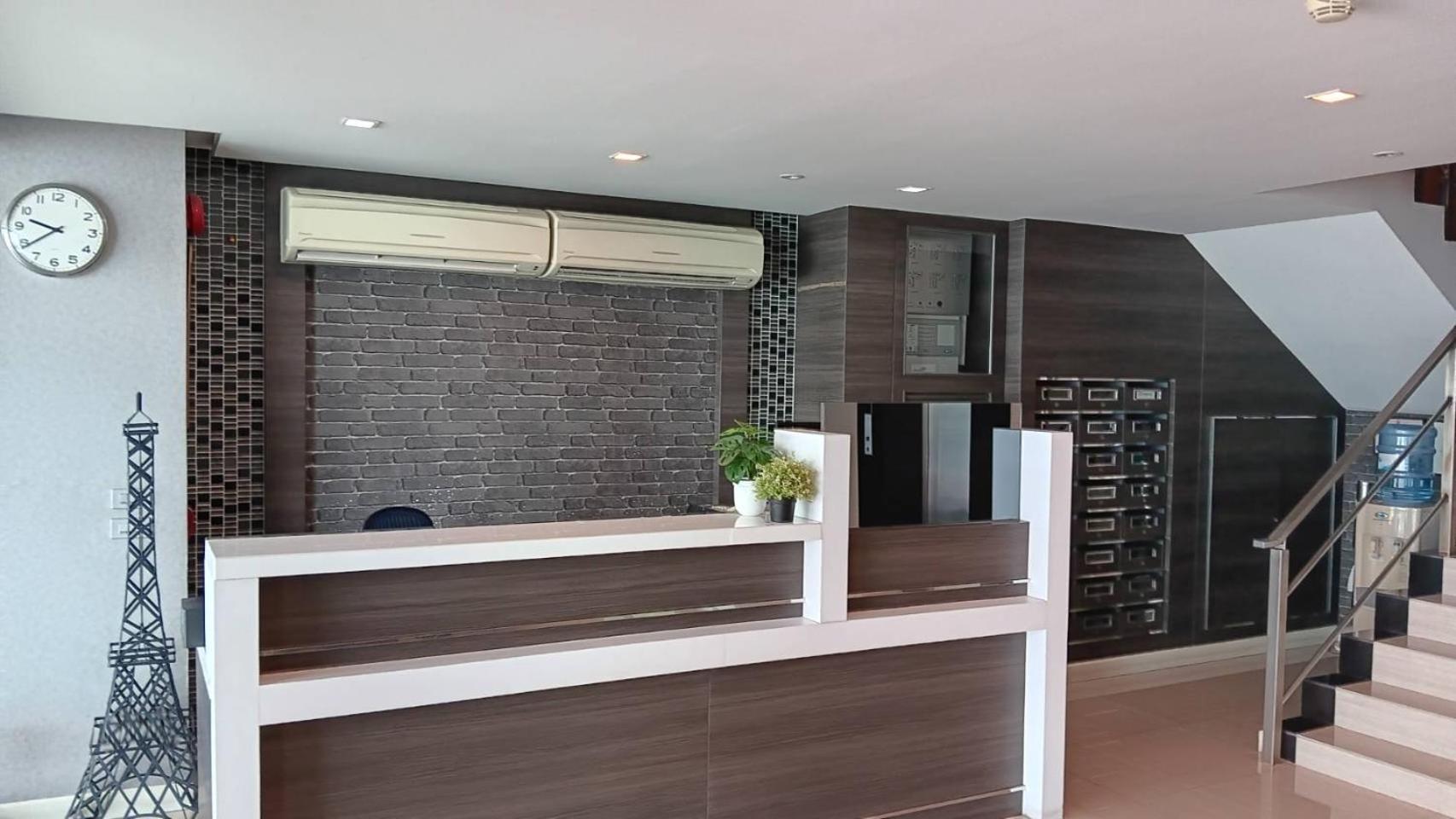 J Residence Thonglor 8 Bangkok Eksteriør billede
